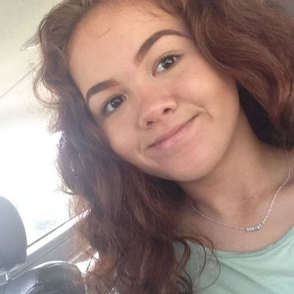 Meet your Posher, Keely - Picture 1 of 1